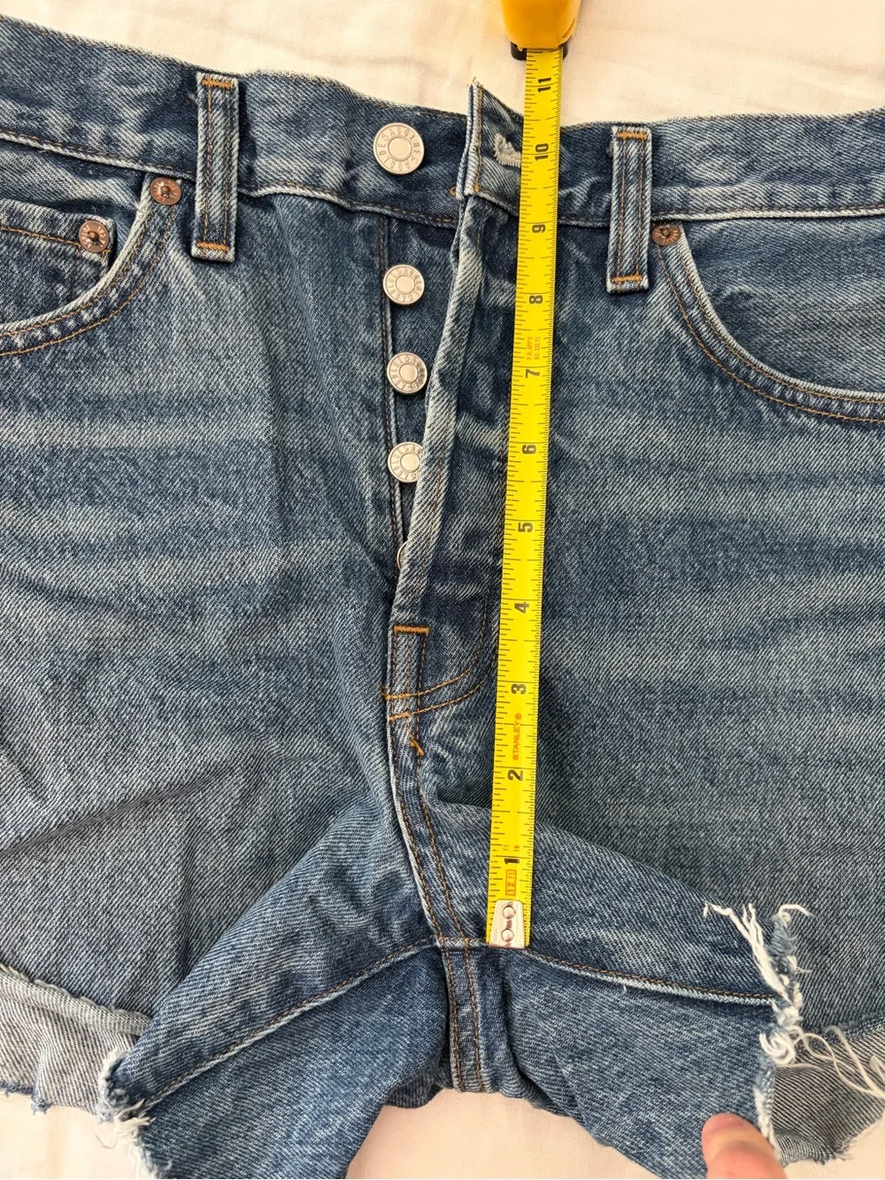 Agolde Parker Long Short in Upshot